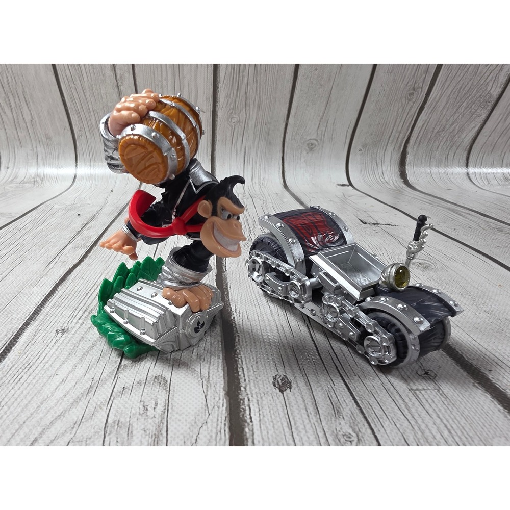 Skylanders SuperChargers Dark Turbo Charge Donkey Kong & Dark Barrel Blaster